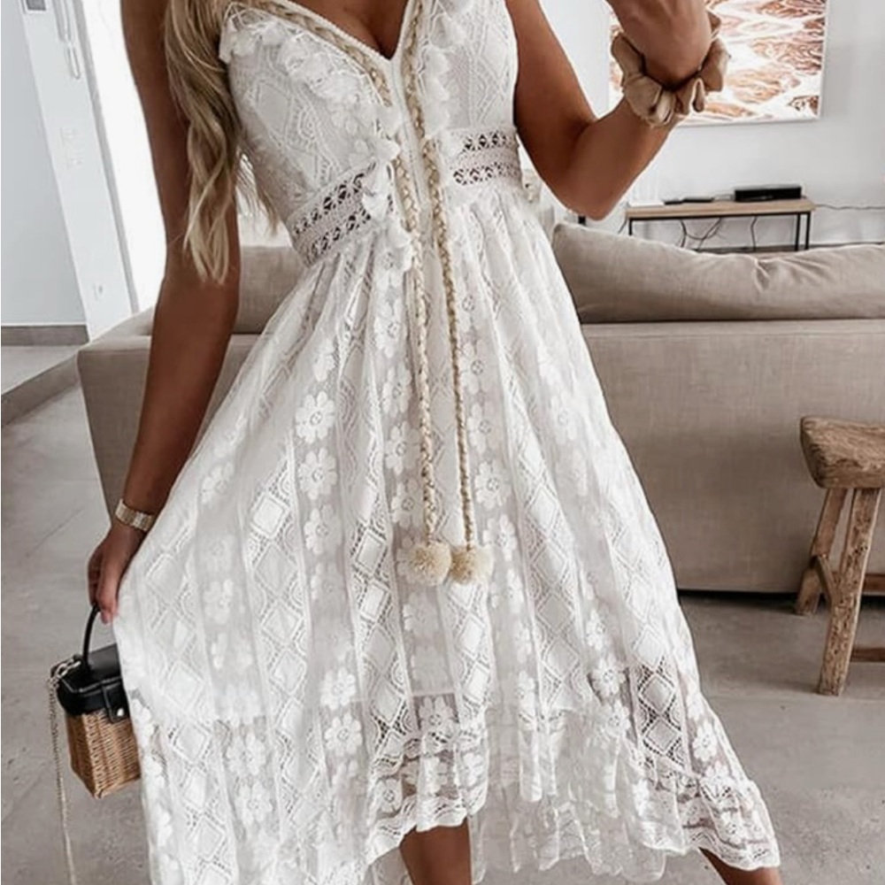 Source Unknown White Lace Maxi Dress